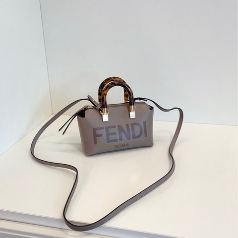 【未使用帶膜🆕】Fendi mini by the way牛皮波士頓包 玳瑁手柄 大象灰色手提斜挎包