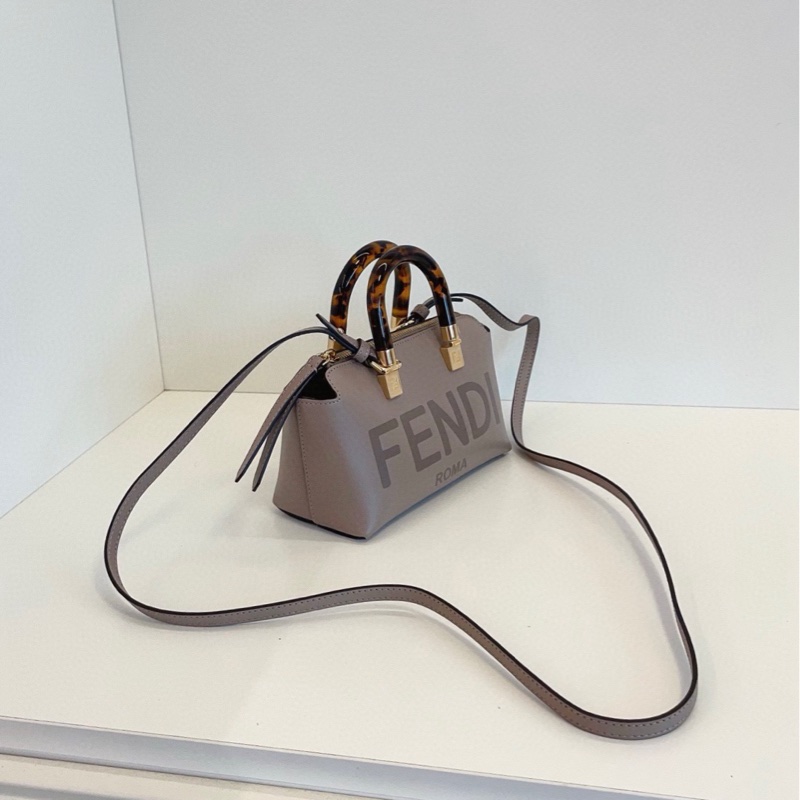 【未使用帶膜🆕】Fendi mini by the way牛皮波士頓包 玳瑁手柄 大象灰色手提斜挎包-1