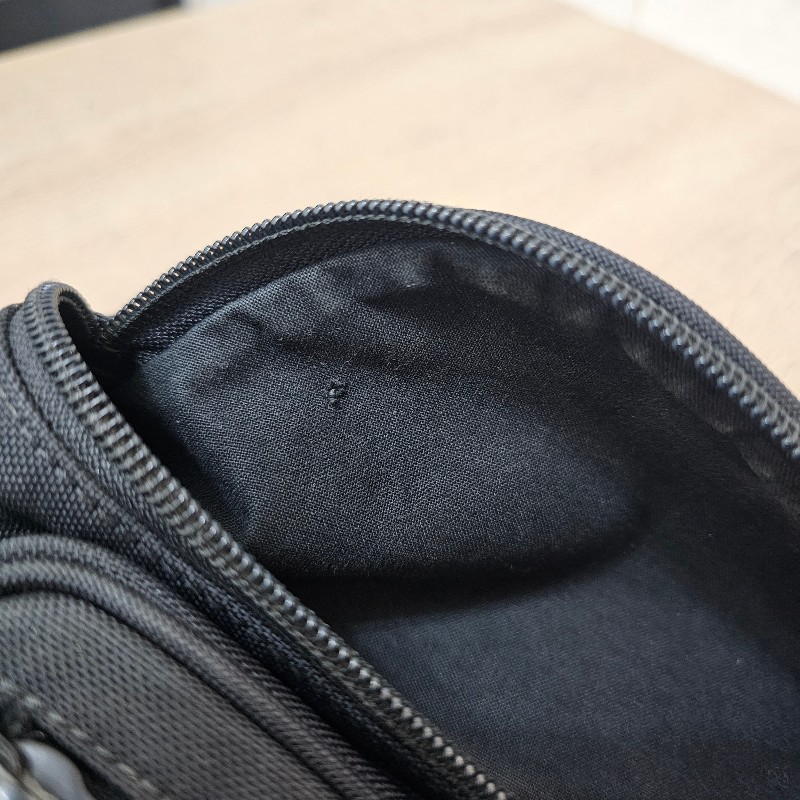 [福利出清😘] Balenciaga黑色帆布Explore黑釦胸口腰包-16