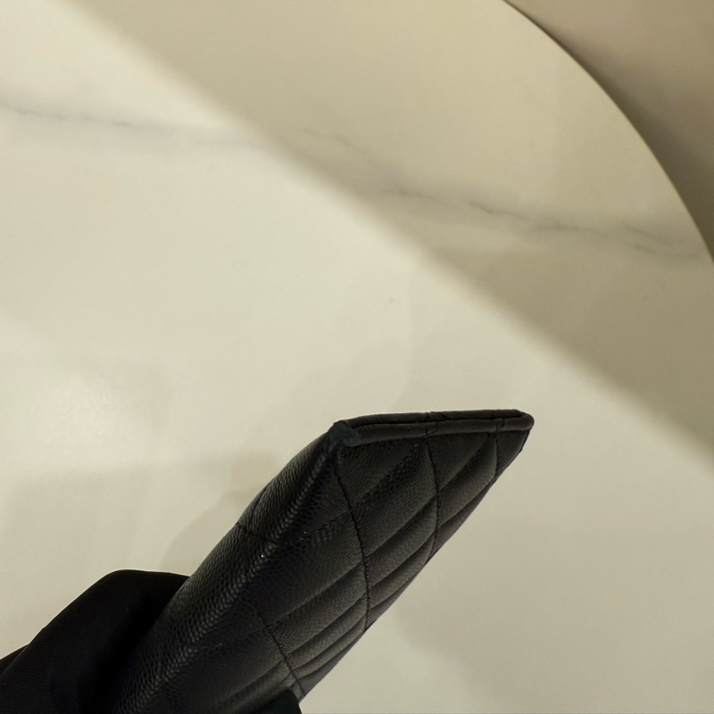 Chanel香奈兒 一字扁長夾雙c菱格紋-9