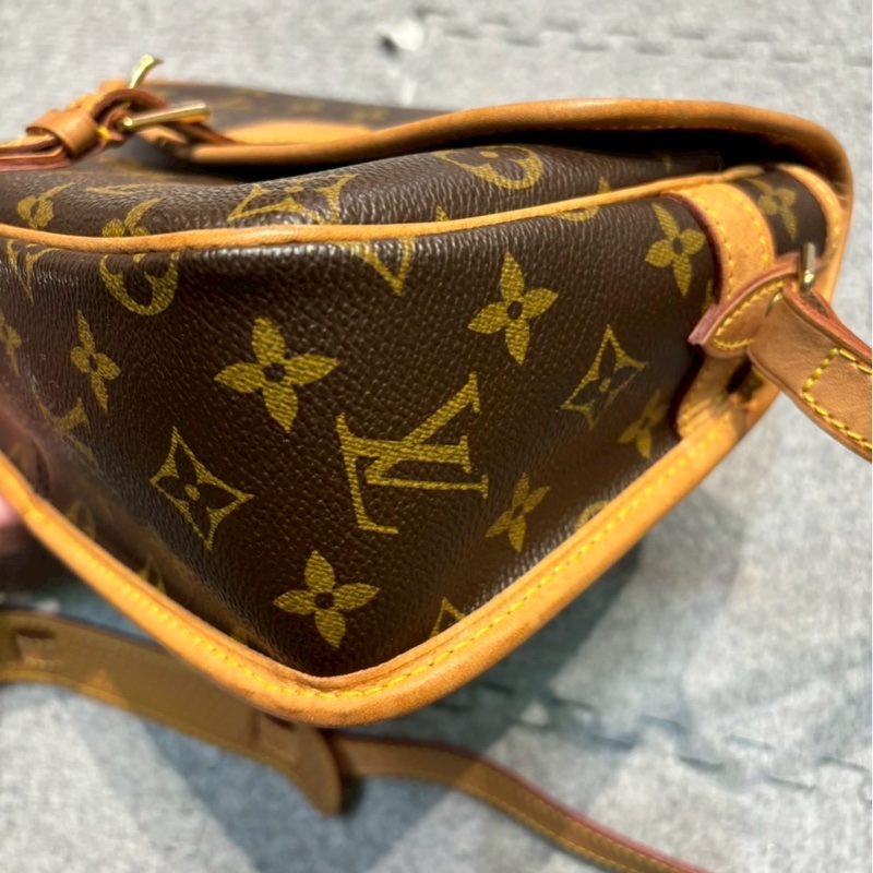 🏷Louis vuitton馬鞍包-21