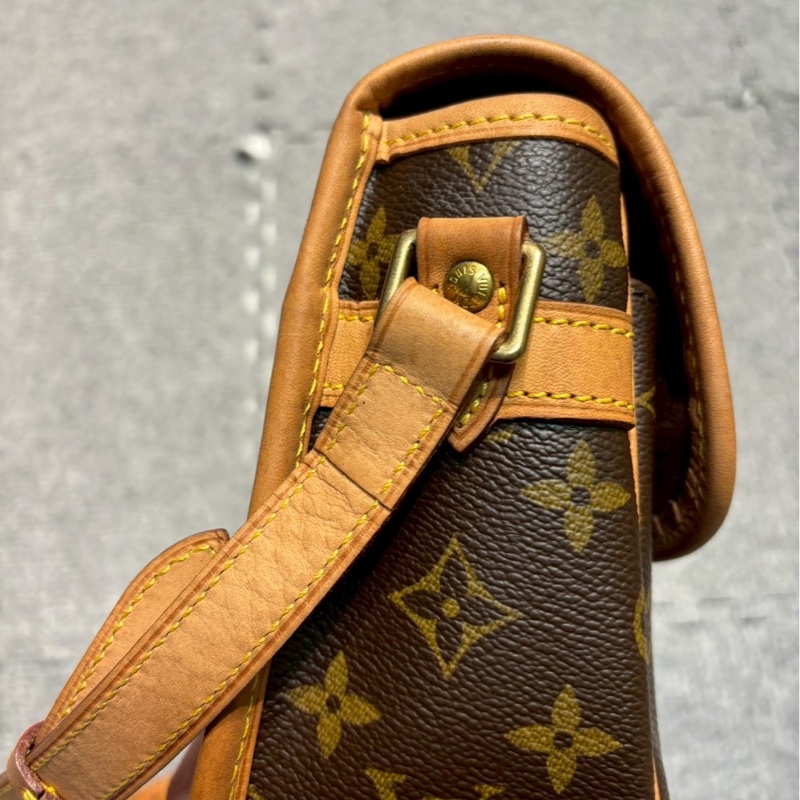 🏷Louis vuitton馬鞍包-23