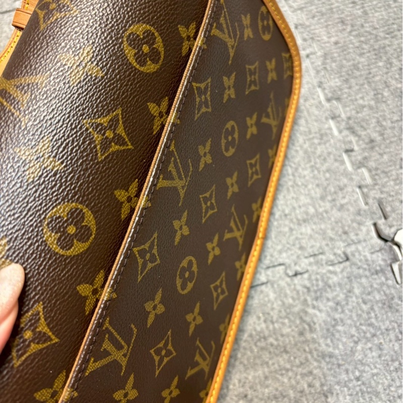 🏷Louis vuitton馬鞍包-25