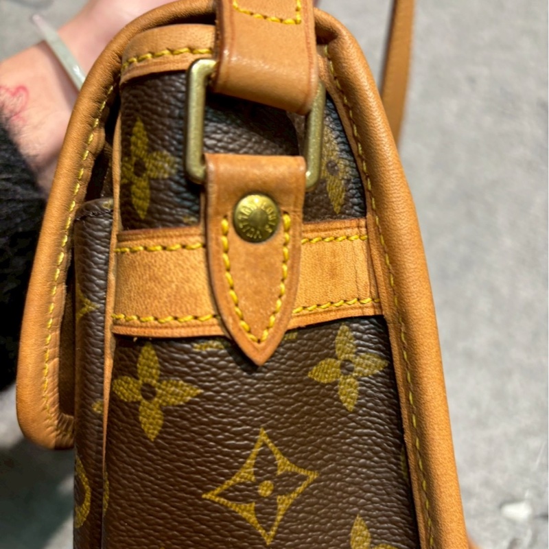 🏷Louis vuitton馬鞍包-37