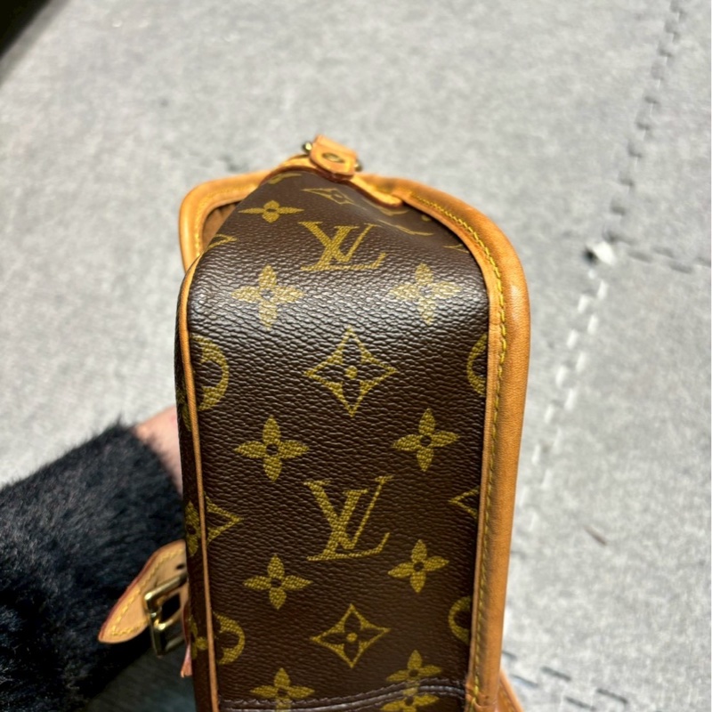 🏷Louis vuitton馬鞍包-39
