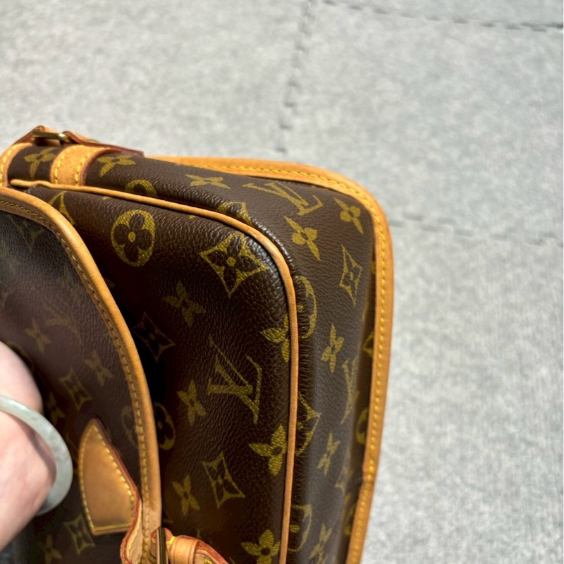 🏷Louis vuitton馬鞍包-40