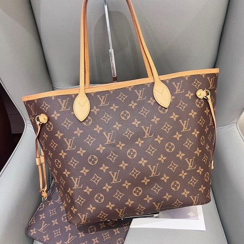 LV Neverfull
