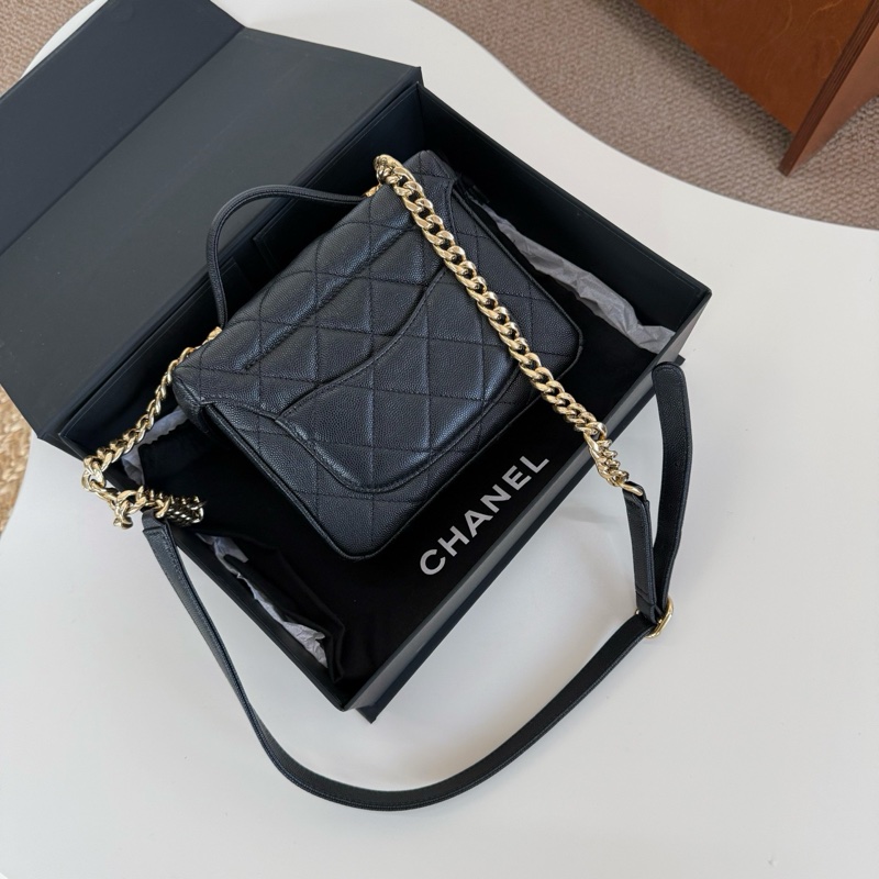 Chanel黑金翻蓋牛奶盒子-1