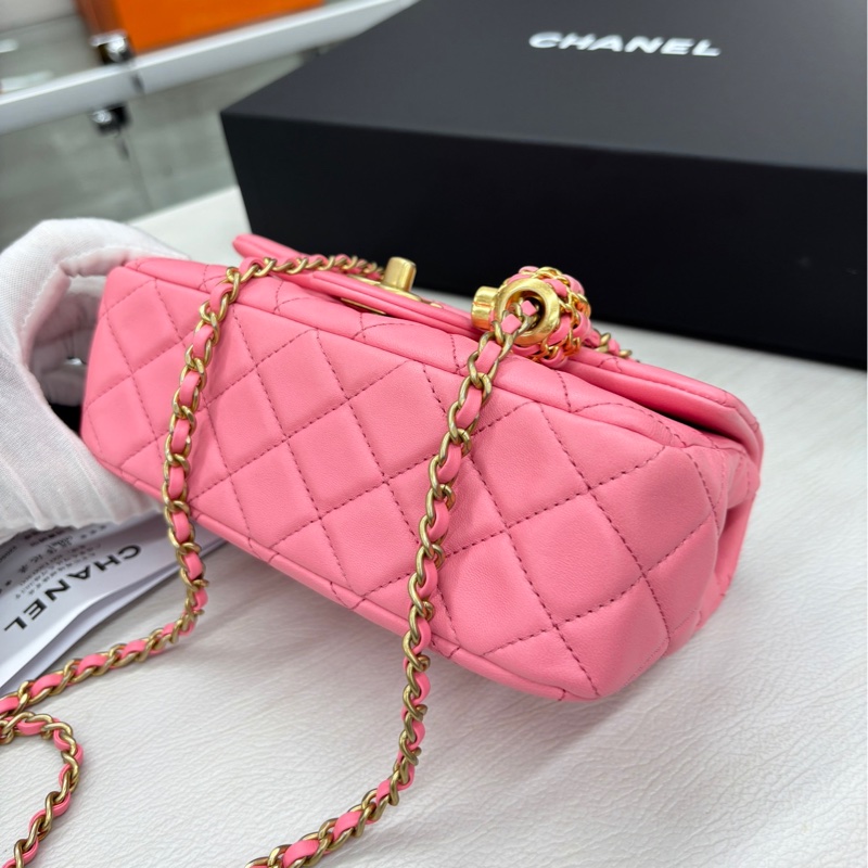 Chanel蜜桃粉核桃金球cf20-5