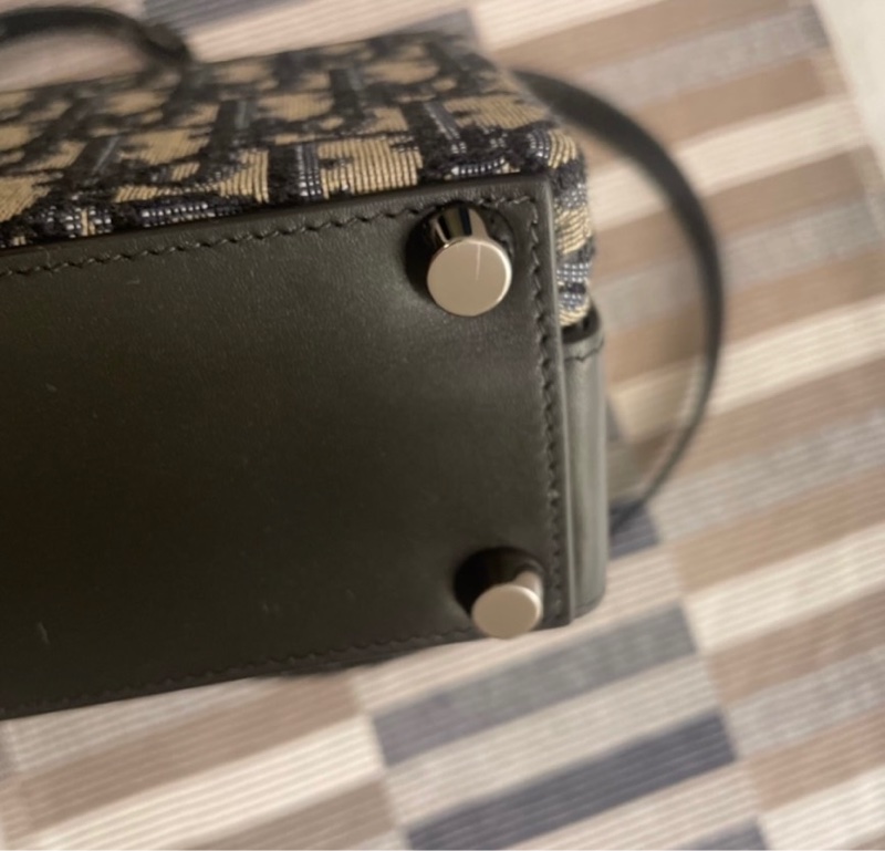 💼Dior Lock 手袋｜經典優雅款 ✨ 黑色小牛皮・可手提 / 肩背 / 斜背 ✨-10