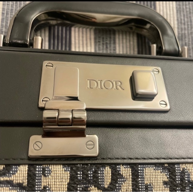 💼Dior Lock 手袋｜經典優雅款 ✨ 黑色小牛皮・可手提 / 肩背 / 斜背 ✨-15