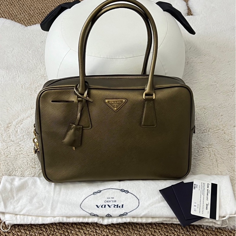 Prada金色 Plume 30-0