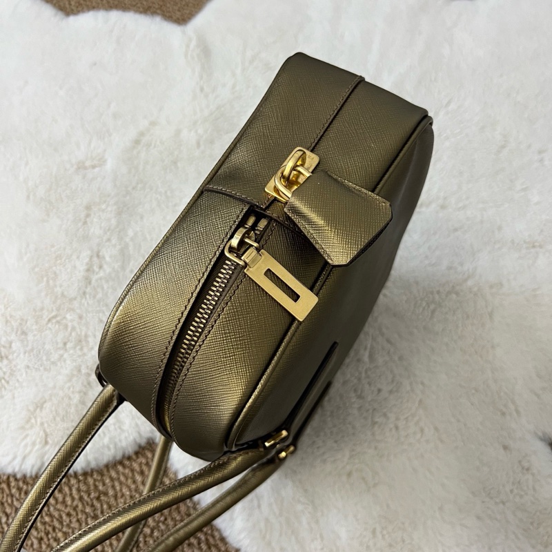 Prada金色 Plume 30-4