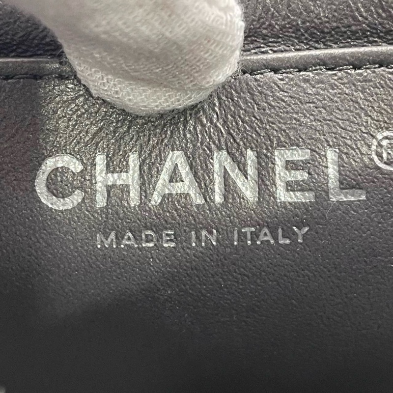 Chanel mini cf-7