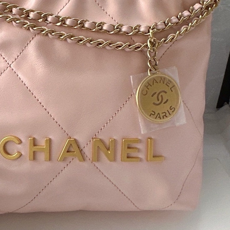 【配件：防塵袋、小票 💕 】Chanel 23K 22bag mini 粉色 淺粉色 櫻花粉色 金扣 牛皮 手提 單肩 斜挎-4