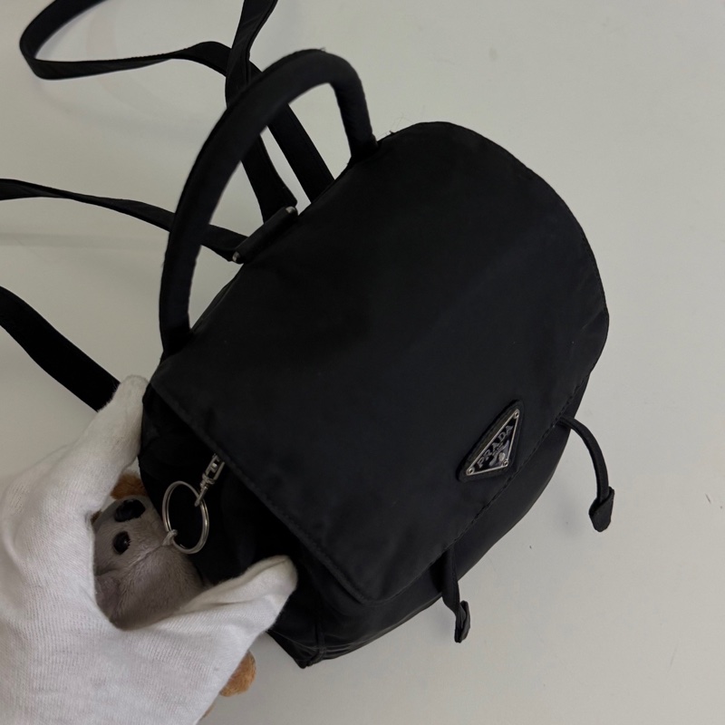 Prada mini 黑銀小雙肩-2