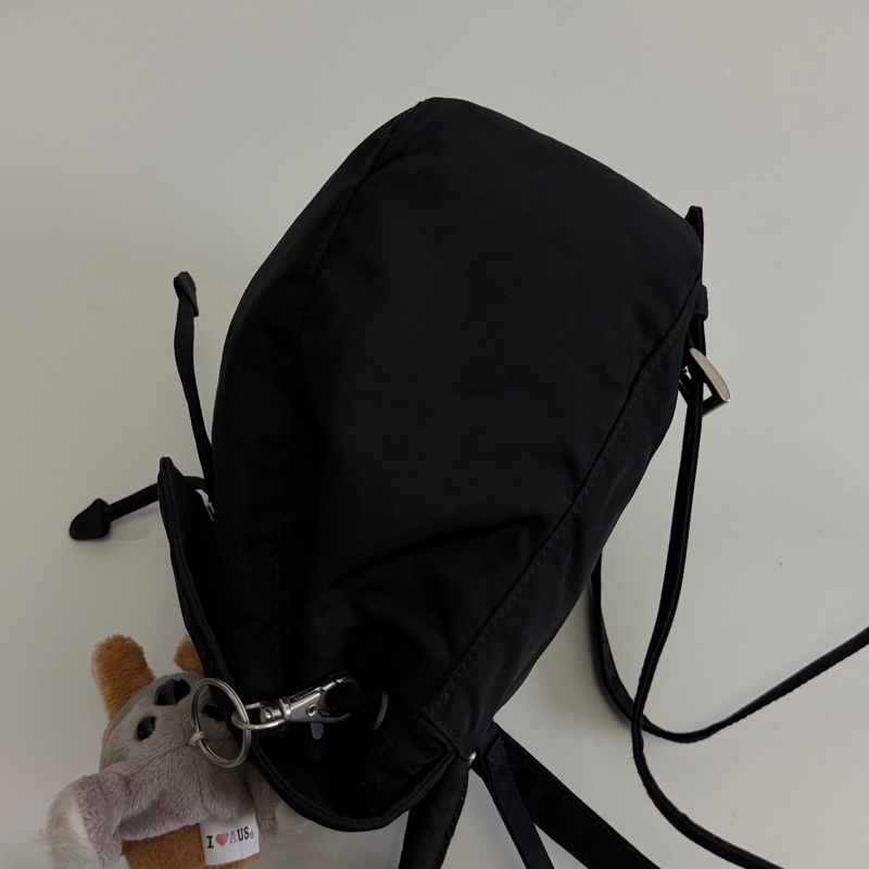 Prada mini 黑銀小雙肩-3