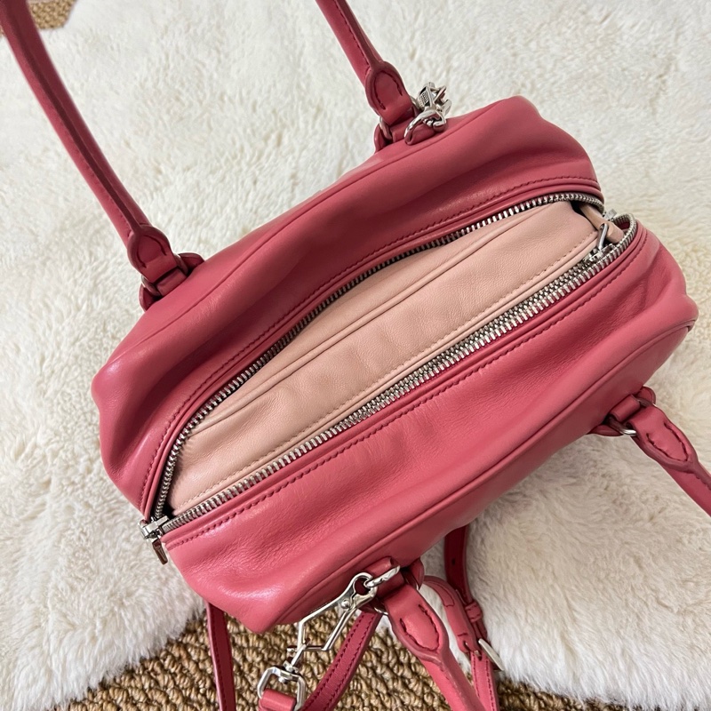 Prada Inside 22 夾心草莓-3