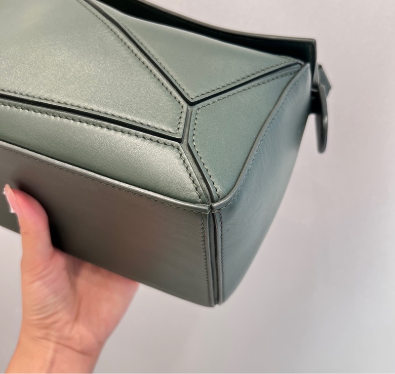 Loewe Puzzle 小號墨綠色-4