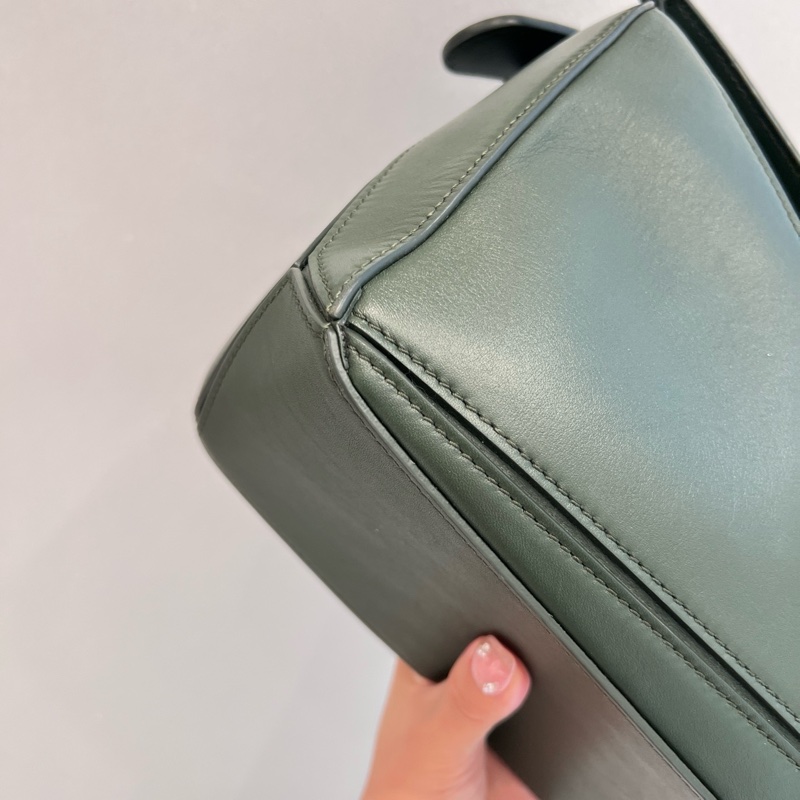 Loewe Puzzle 小號墨綠色-5