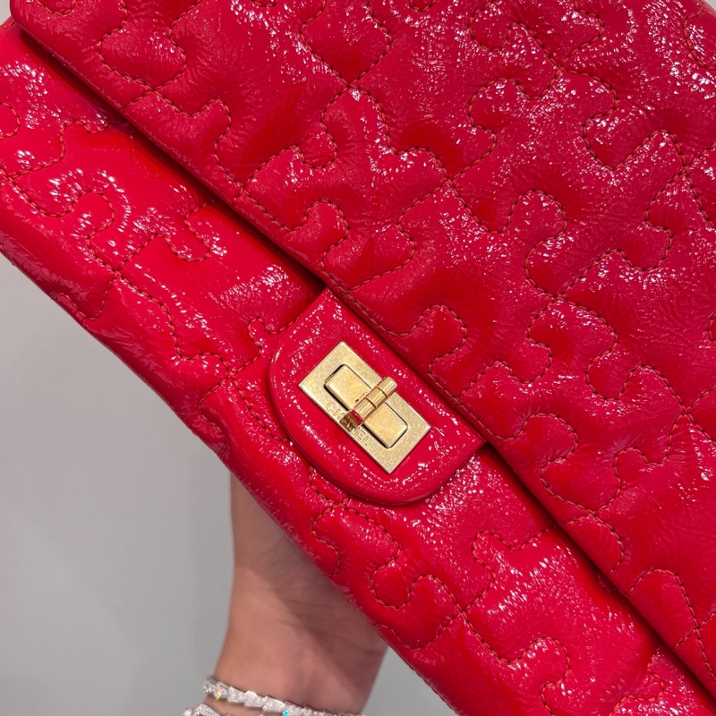 Chanel 2.55 漆皮紅色金扣-2