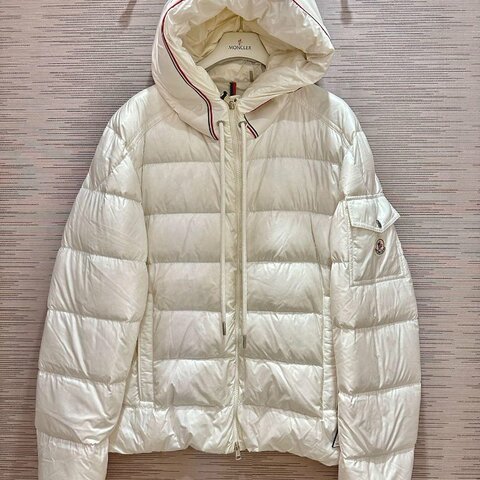 💎Han's house精品服飾💎Moncler Pavin 羽絨 連帽外套