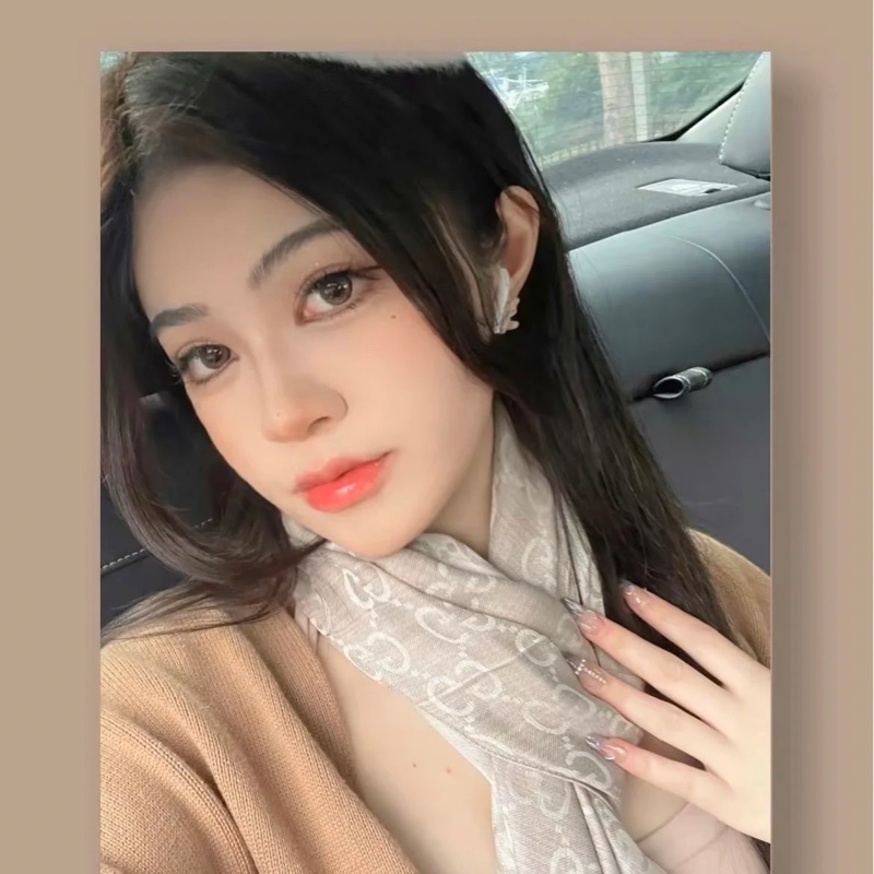 gucci 雙面 logo 羊絨 燕麥色 圍巾 披肩-26