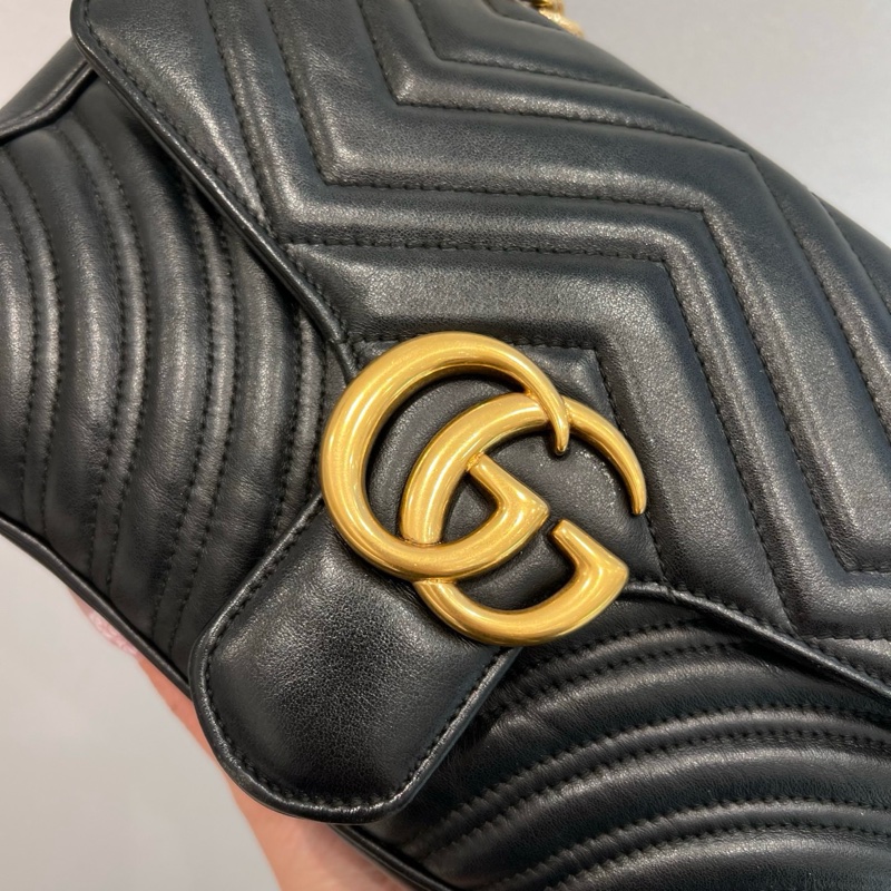 Gucci Marmont 26 黑金-2