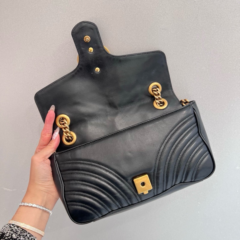 Gucci Marmont 26 黑金-5