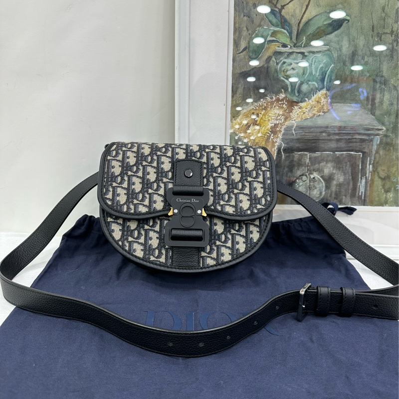 Dior/迪奧 gallop老花信差包 馬鞍包 郵差包 尺寸21*17*5 22年編碼,98-99新,內裡很乾淨-0
