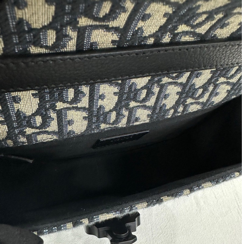 Dior/迪奧 gallop老花信差包 馬鞍包 郵差包 尺寸21*17*5 22年編碼,98-99新,內裡很乾淨-8