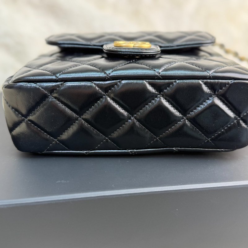 Chanel 天貓精靈 嬉皮流浪包 黑色 菱格紋 油蠟皮 小號 金幣 金扣-4