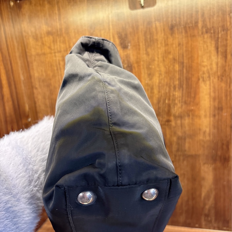 Prada 黑色尼龍手提包-3