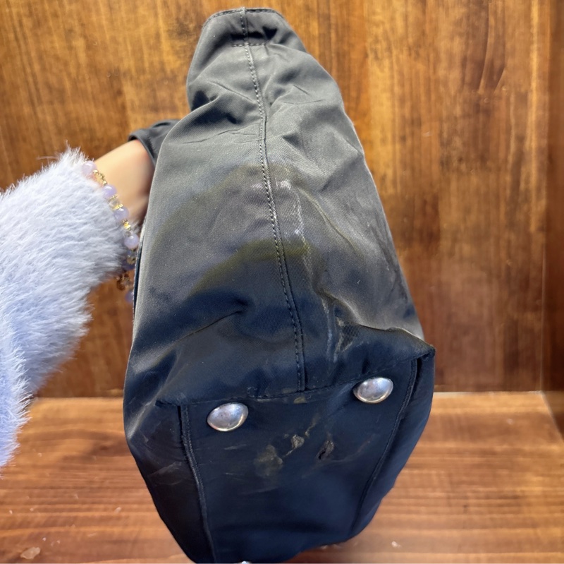 Prada 黑色尼龍手提包-4