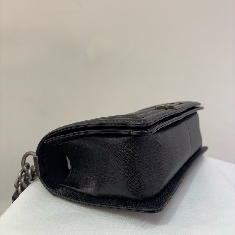 CHANEL黑荔枝牛皮銀釦Boy25cm-6