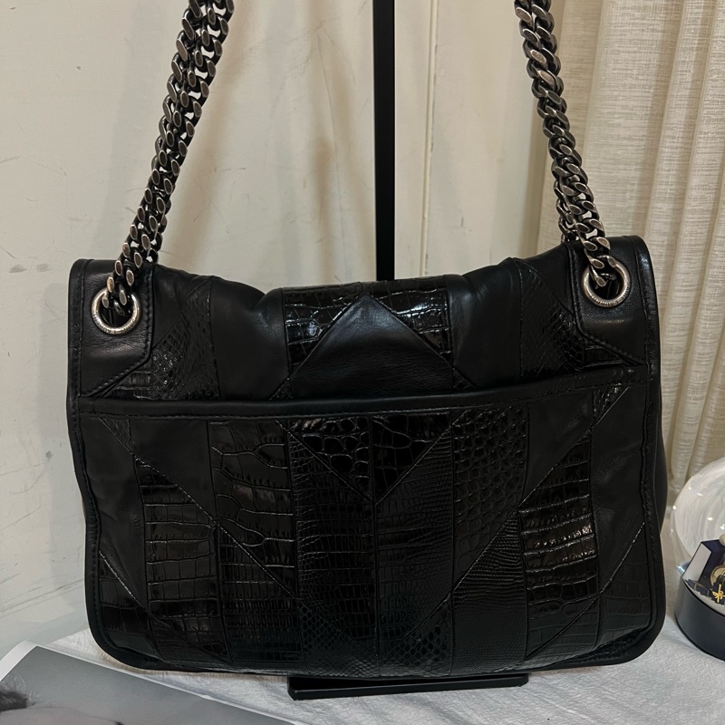 ෆ YSL Niki中號-8