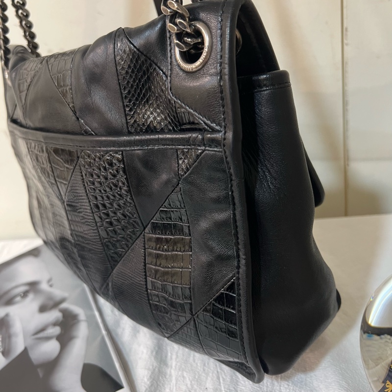 ෆ YSL Niki中號-10