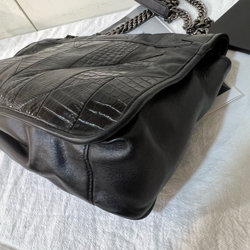 ෆ YSL Niki中號-13