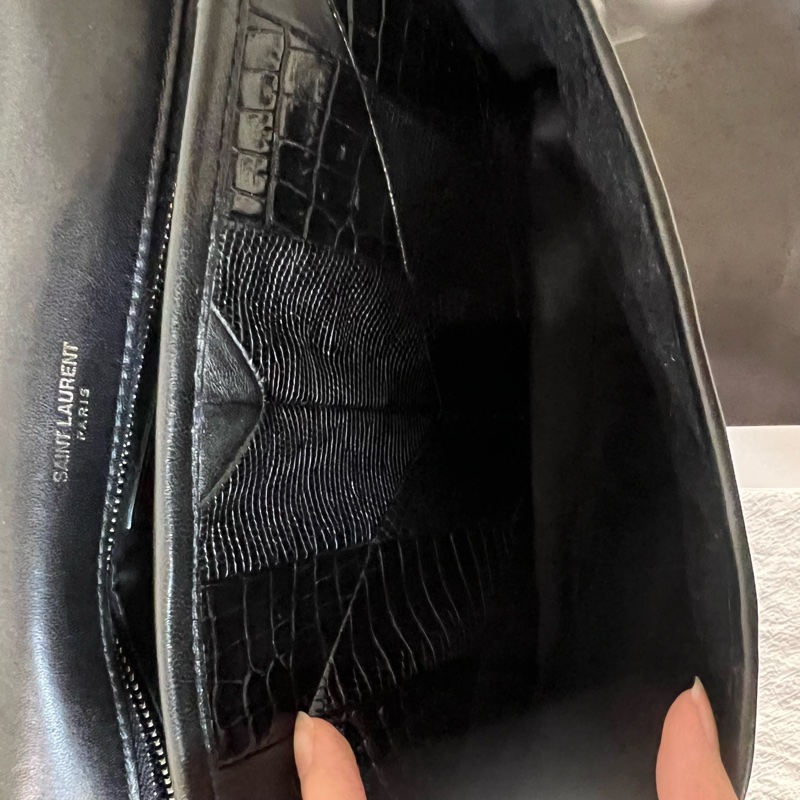 ෆ YSL Niki中號-18