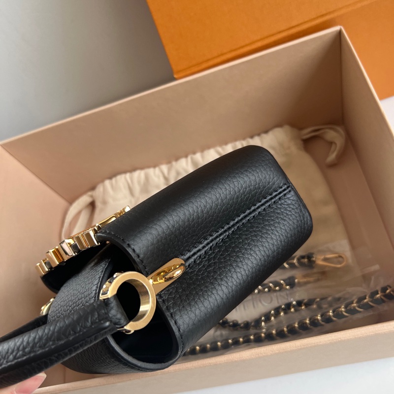 ✨Lv 99閒置新🆕 黑色白貝母 Capucines Nano 2025年晶片款🖤-6