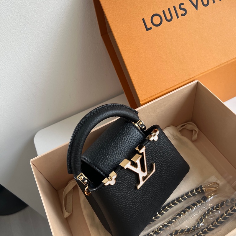 ✨Lv 99閒置新🆕 黑色白貝母 Capucines Nano 2025年晶片款🖤-10