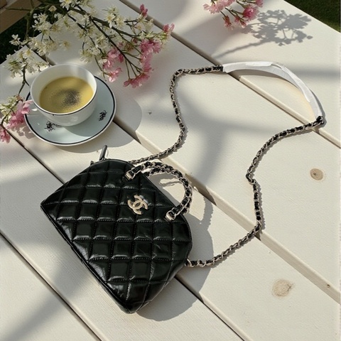 莉亞精品♡Chanel AS5130 手提貝殼包 二手