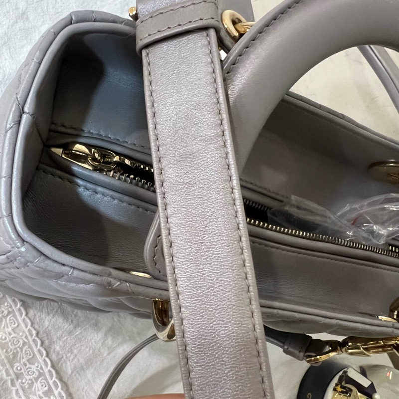 ෆ Dior五格黛妃🩶 絕美高級銀灰色❄️-17