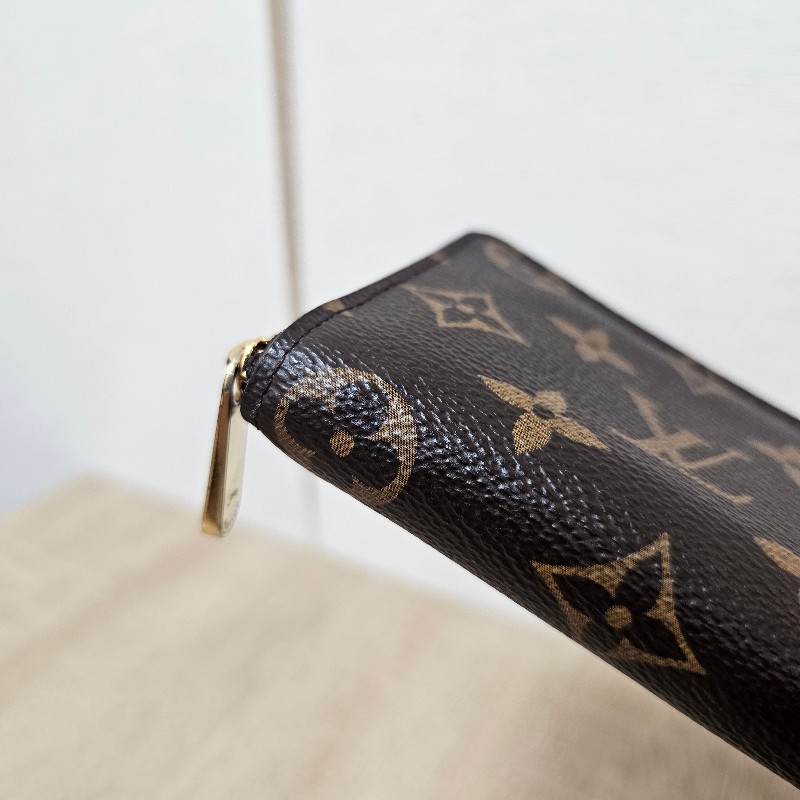 [跨年福利出清🧧] LV老花金釦拉鏈零錢卡包-8