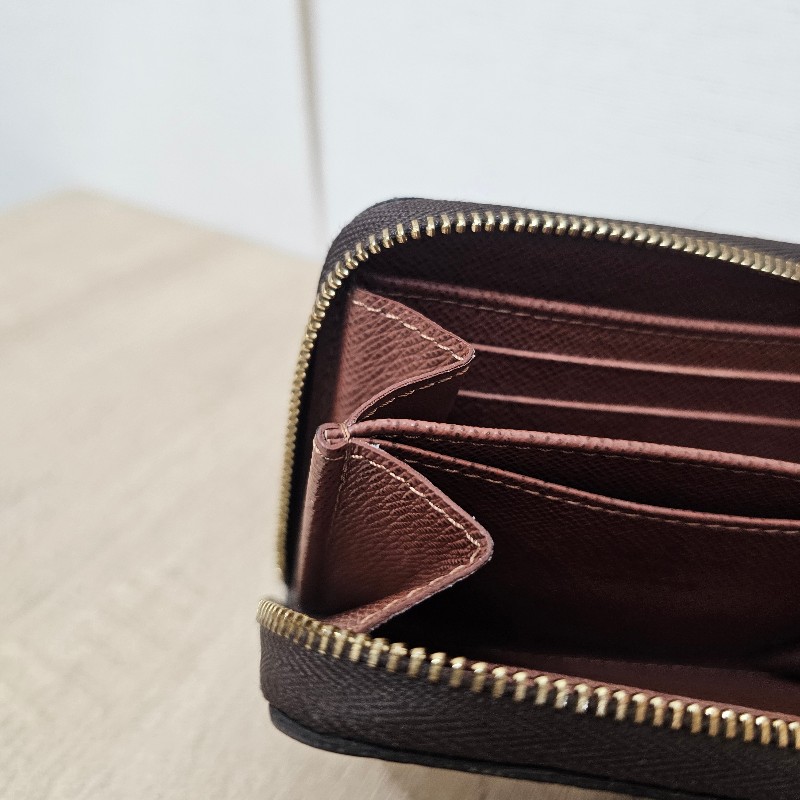 [跨年福利出清🧧] LV老花金釦拉鏈零錢卡包-13