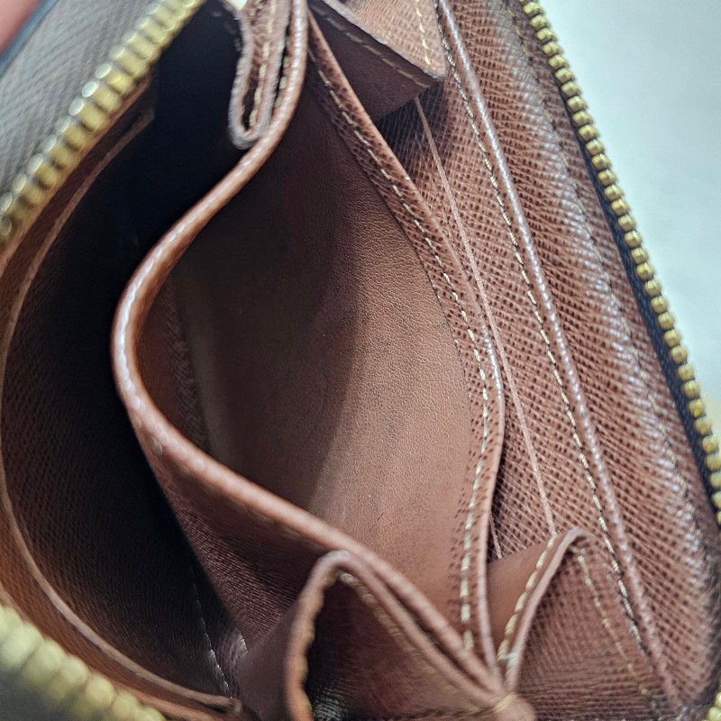 [跨年福利出清🧧] LV老花金釦拉鏈零錢卡包-30