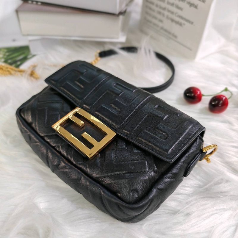 Fendi 芬迪 黑金 法棍包-2