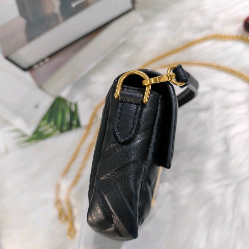 Fendi 芬迪 黑金 法棍包-5