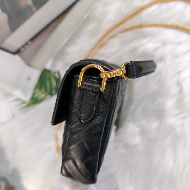 Fendi 芬迪 黑金 法棍包-6
