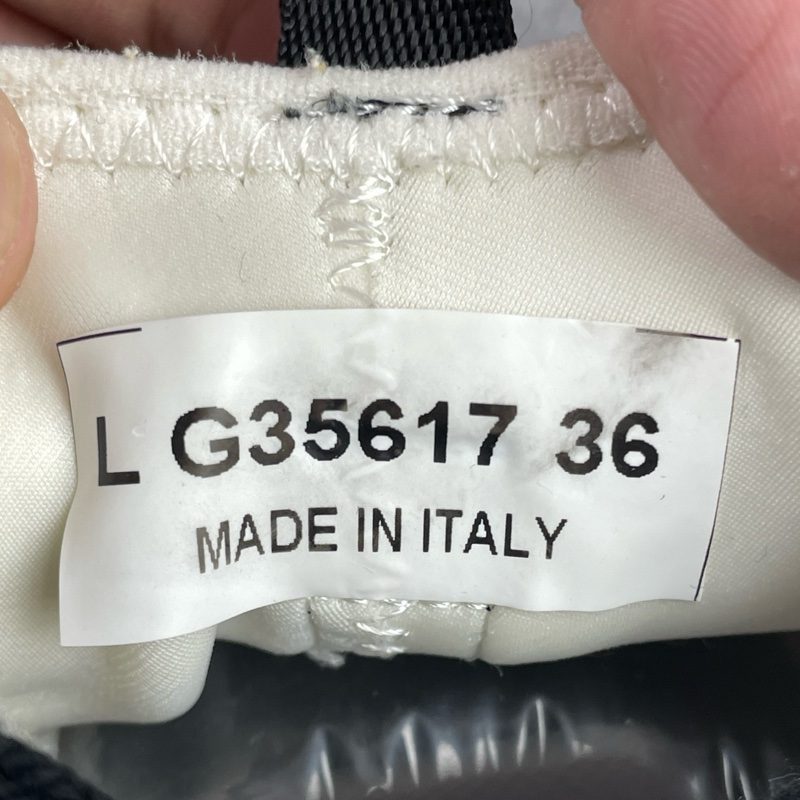 95新Chanel香奈兒拼色雙C休閒鞋 尺碼:36 碼雙C金扣精緻簡約-6